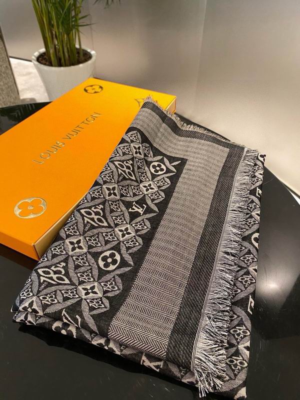 LV scarf 140X140cm E123008